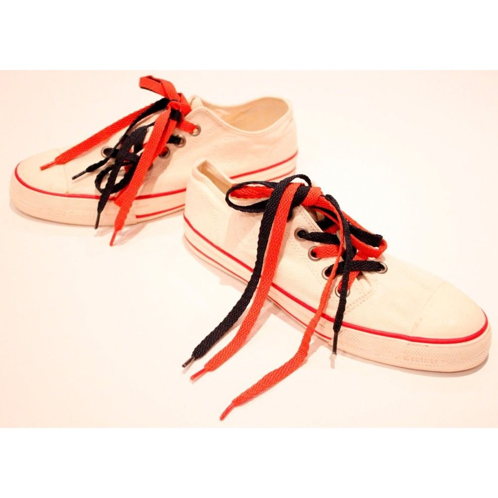 JUICY COUTURE Asymetrical DOUBLE Lace CANVAS Shoes 9.5 9 1/2